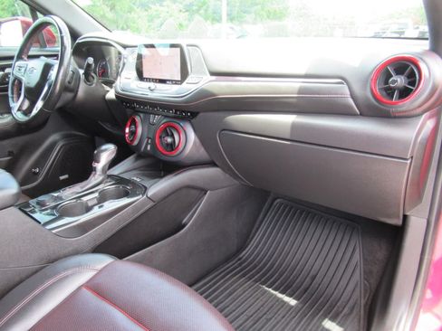 Used 2019 Chevrolet Blazer RS FWD image 11