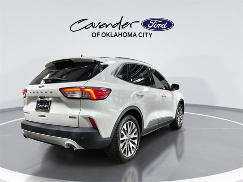 Used 2020 Ford Escape Titanium w/ Titanium Premium Package 2.0 image 8