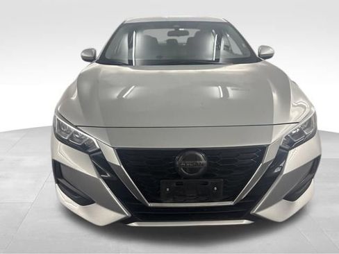 Used 2023 Nissan Sentra SV FWD image 2