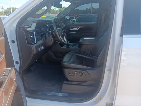 Used 2022 GMC Sierra 1500 Denali AWD/4WD image 10