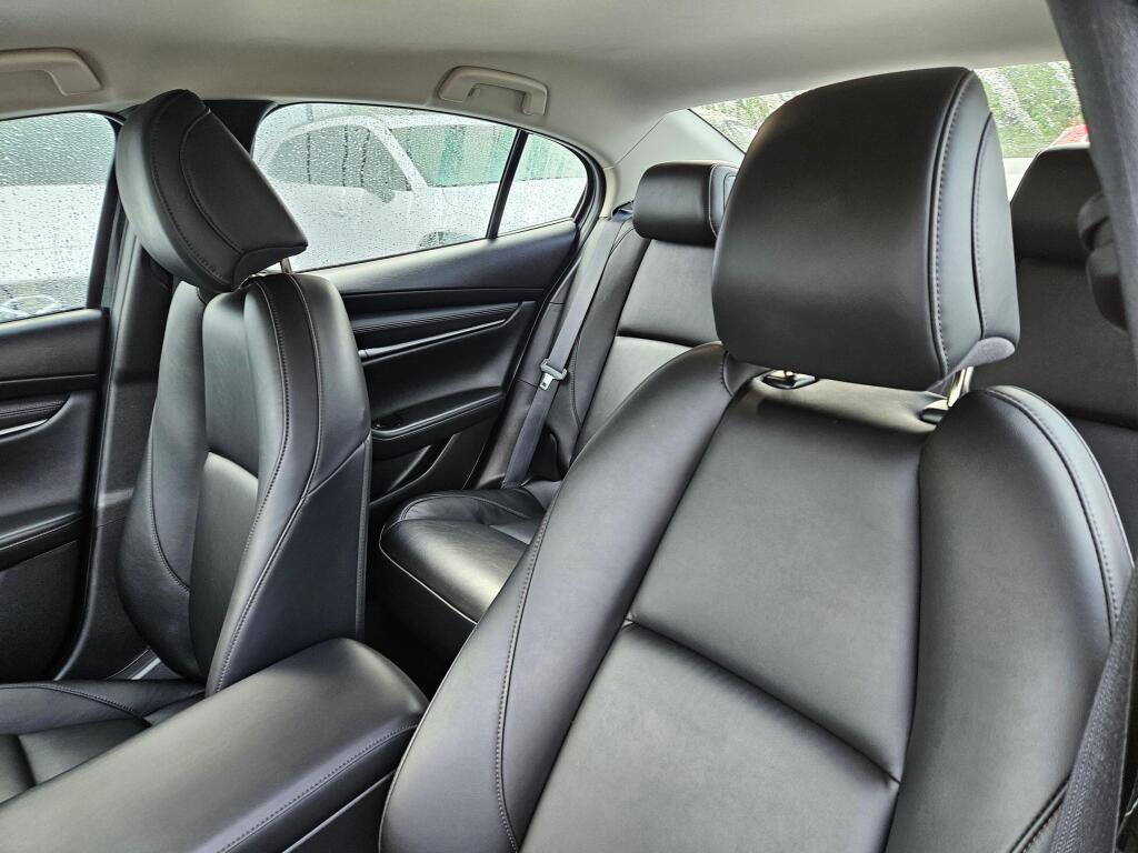 Used 2025 MAZDA MAZDA3 s FWD image 15