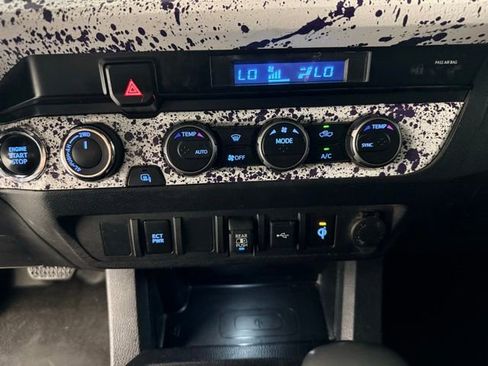 Used 2023 Toyota Tacoma TRD Off-Road AWD/4WD image 30