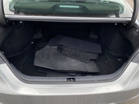 Used 2023 Toyota Camry SE image 18