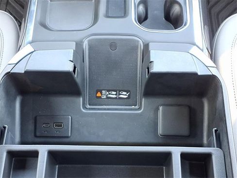 Used 2024 Chevrolet Silverado 1500 LTZ image 18