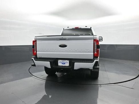 New 2026 Ford F250 XLT w/ XLT Premium Package AWD/4WD image 7