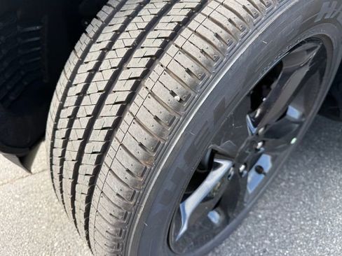 New 2025 Jeep Grand Cherokee L Altitude image 5