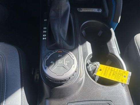 Used 2022 Ford Bronco Black Diamond image 31