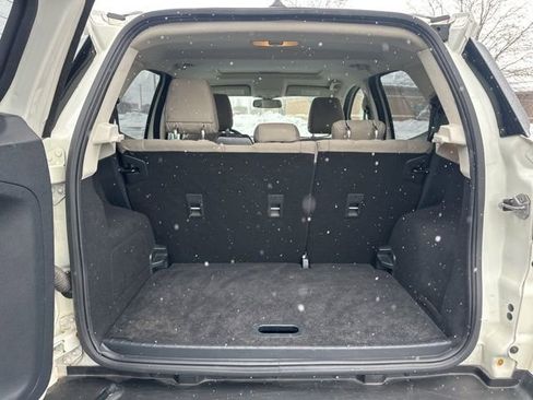 Used 2020 Ford EcoSport SE w/ SE Convenience Package image 18