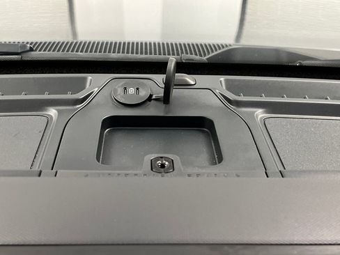 Used 2025 Ford Bronco Big Bend image 45