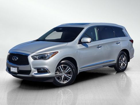 Used 2020 INFINITI QX60 Luxe w/ Essential Package FWD image 6