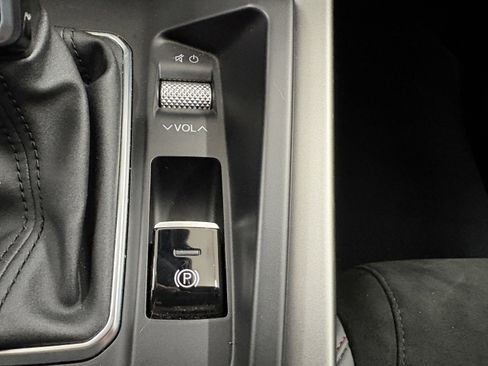 Used 2024 Dodge Hornet R/T Plus image 18