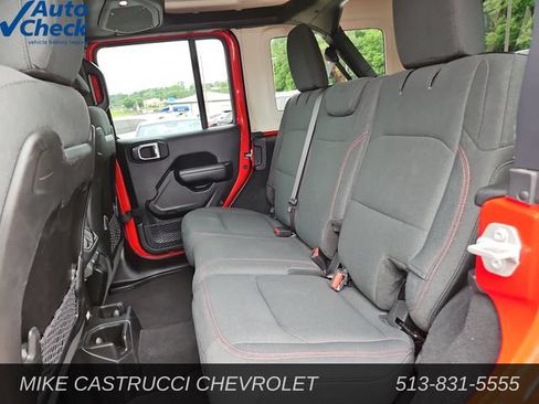 Used 2024 Jeep Wrangler Unlimited Rubicon AWD/4WD image 25