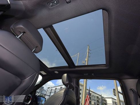 Used 2022 Ford F150 Raptor w/ Equipment Group 801A High image 23