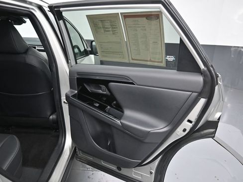 Certified 2023 Toyota bZ4X AWD w/ Weather Package image 29