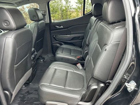 Used 2022 GMC Acadia SLT w/ Elevation Edition image 40