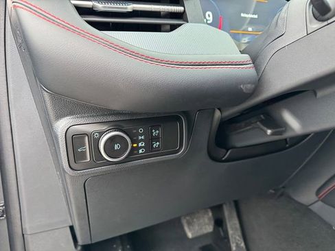 New 2026 Ford Explorer ST-Line w/ ST-Line Street Pack image 22