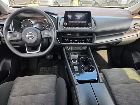 Used 2023 Nissan Rogue SV FWD image 16