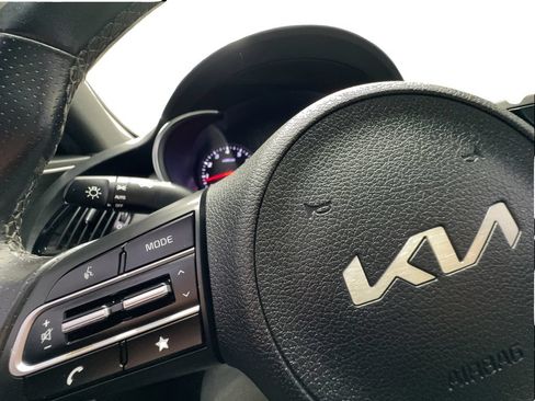Used 2022 Kia Stinger GT1 RWD image 42