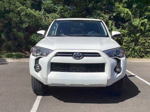 Used 2023 Toyota 4Runner SR5 RWD image 17