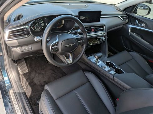 Used 2025 Genesis G70 2.5T AWD/4WD image 12
