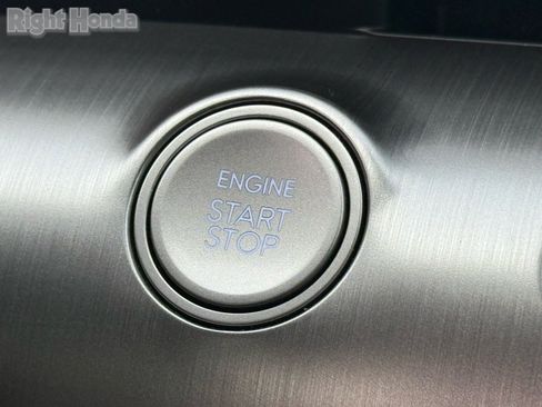 Used 2025 Hyundai Kona SE image 25