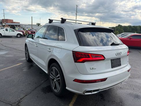 Used 2020 Audi Q5 e Premium Plus AWD/4WD image 5