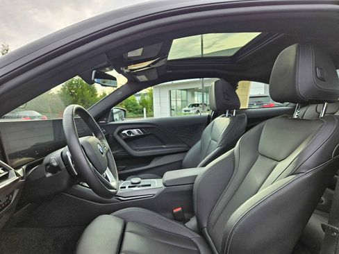 Used 2023 BMW 230i xDrive Coupe w/ Premium Package image 22