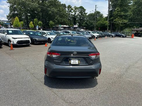 Used 2025 Toyota Corolla LE FWD image 8
