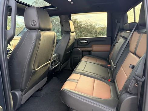 Used 2020 Chevrolet Silverado 2500 High Country w/ Z71 Off-Road Package image 15