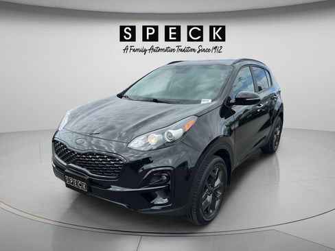 Used 2022 Kia Sportage LX AWD/4WD image 1
