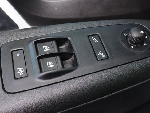 Used 2025 RAM ProMaster 3500 w/ Convenience Group image 18