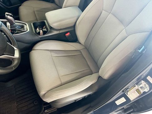 Used 2024 Subaru Legacy Premium AWD/4WD image 18