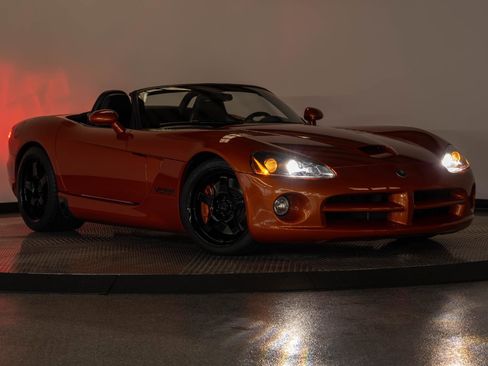 Used 2005 Dodge Viper SRT-10 w/ Copperhead Edition Group RWD image 41