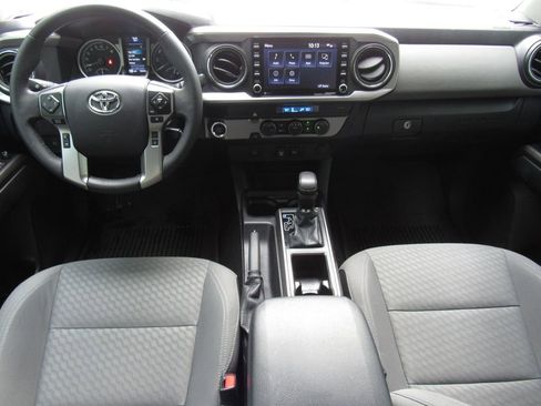 Used 2023 Toyota Tacoma SR5 RWD image 31