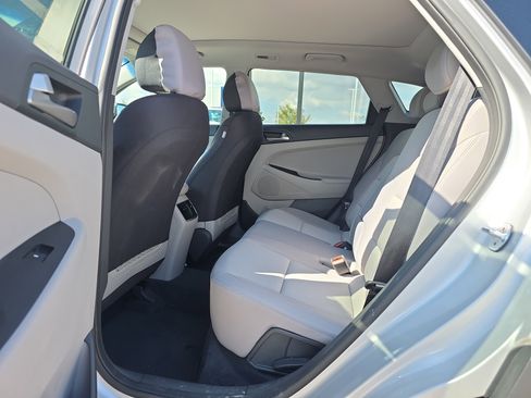 Used 2018 Hyundai Tucson Value w/ Cargo Package image 5