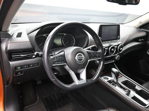 Used 2021 Nissan Sentra SR w/ SR Premium Package FWD image 14