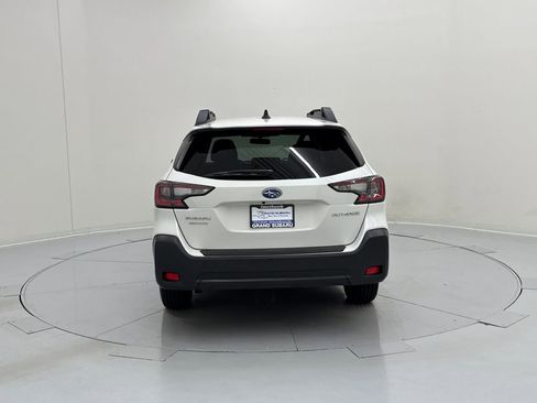 Certified 2024 Subaru Outback Premium image 4