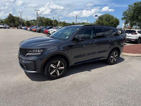 Used 2021 Kia Sorento EX w/ Panoramic Sunroof Package AWD/4WD image 12