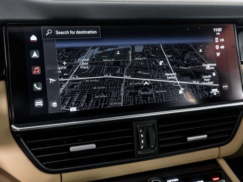 Used 2023 Porsche Cayenne Turbo w/ Premium Package Plus (PI3) image 55