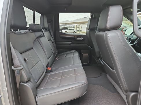 Certified 2024 Chevrolet Silverado 1500 High Country w/ Technology Package image 28