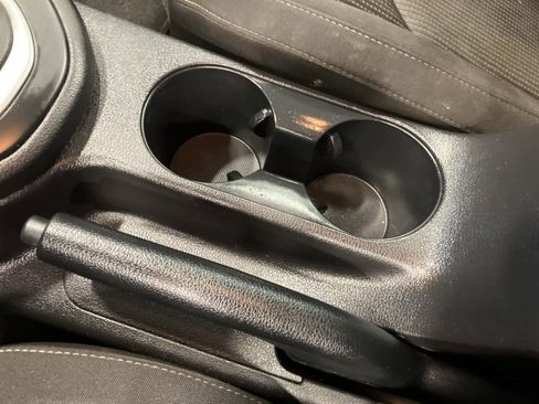 Used 2021 Kia Forte LXS image 15