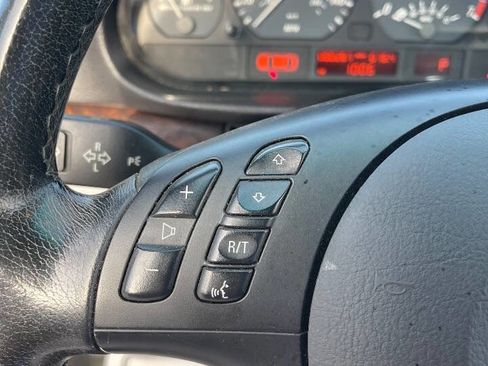 Used 2003 BMW 325Ci Convertible image 24