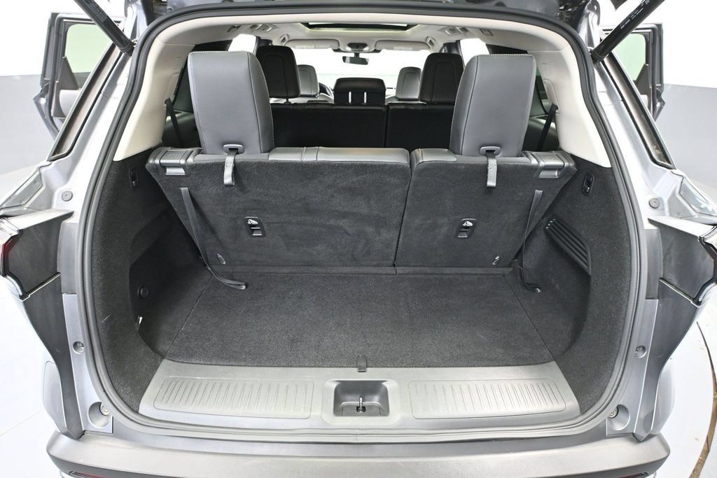 Used 2024 INFINITI QX60 Luxe AWD/4WD image 36