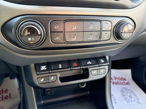 Used 2018 Chevrolet Colorado Z71 RWD image 19