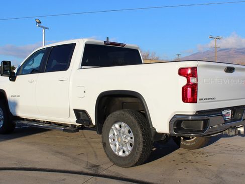 Used 2023 Chevrolet Silverado 2500 LT w/ Convenience Package image 32