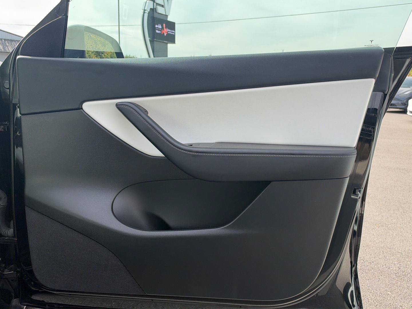 Used 2022 Tesla Model Y Performance AWD/4WD image 11