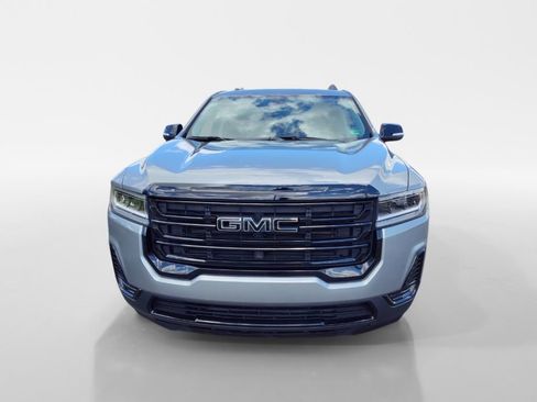 Used 2023 GMC Acadia SLE w/ Driver Convenience Package image 10