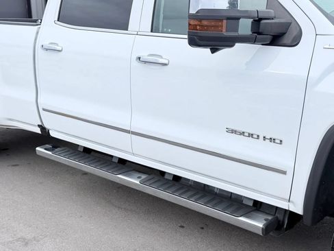 Used 2019 GMC Sierra 3500 SLT w/ Duramax Plus Package AWD/4WD image 12