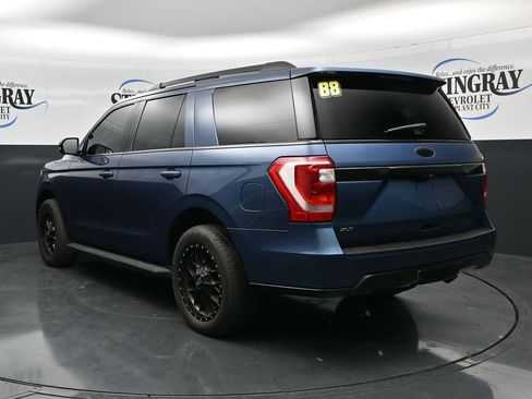 Used 2020 Ford Expedition XLT w/ Equipment Group 202A RWD image 5