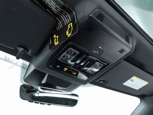 New 2026 Volkswagen Tiguan SE R-Line AWD/4WD image 65